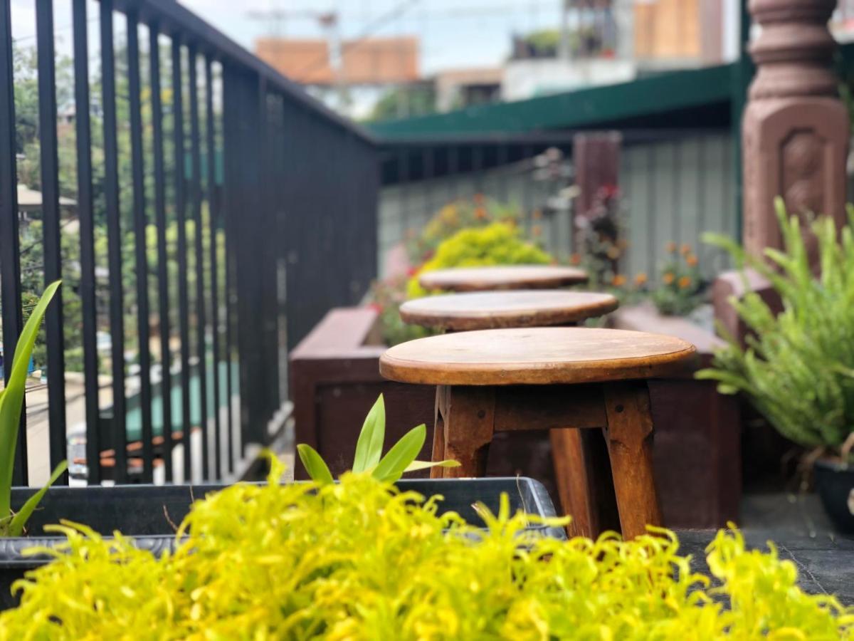 Jade Green Rest Inn 埃拉 外观 照片